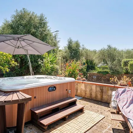 Ca Dei Tati -citr 1181 With Jacuzzi Appartamento *