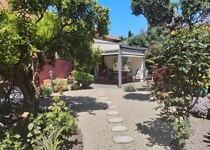 Lägenhet Ca Dei Tati -citr 1181 With Jacuzzi Imperia